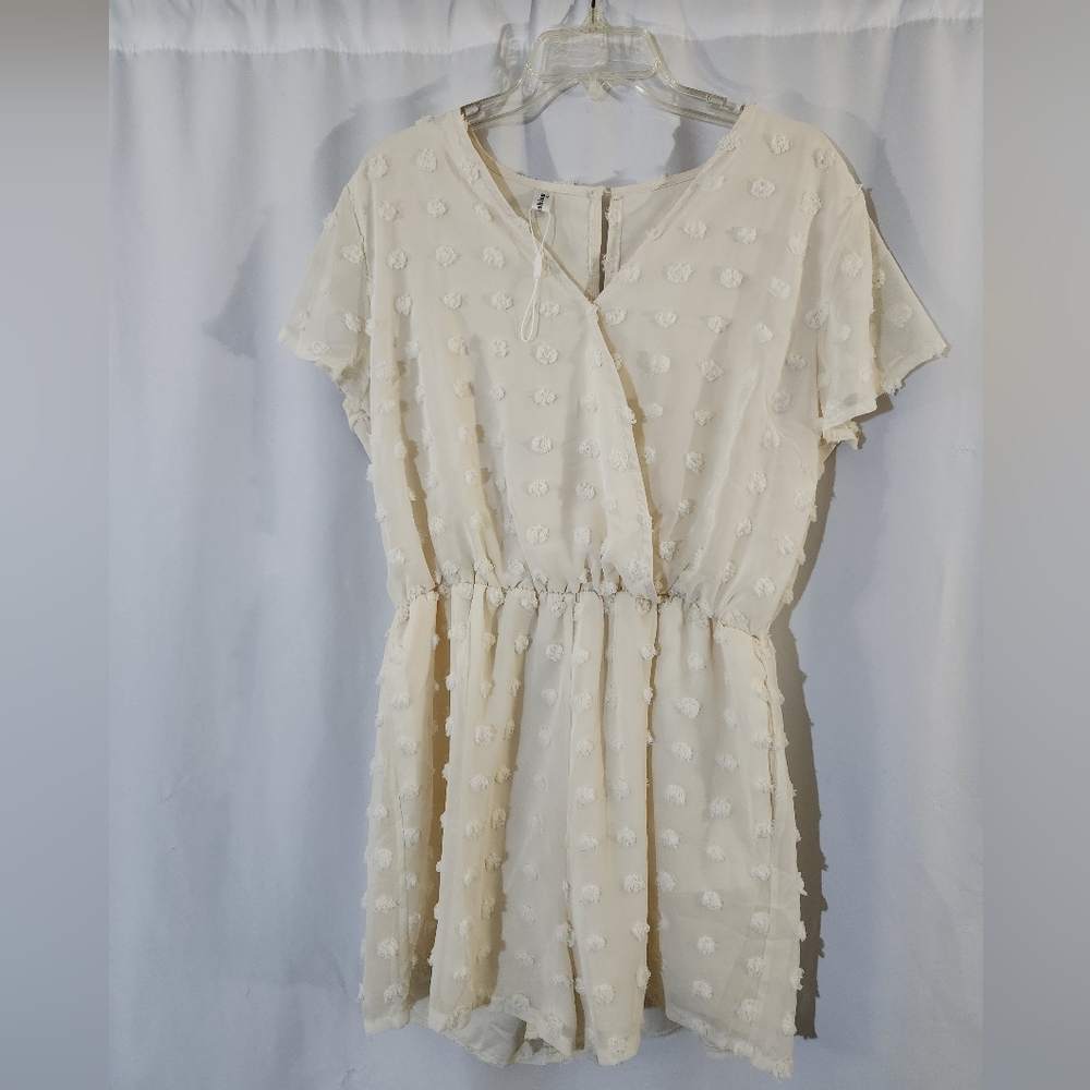 Anga Fashion Chic Ivory Romper with Textured Design